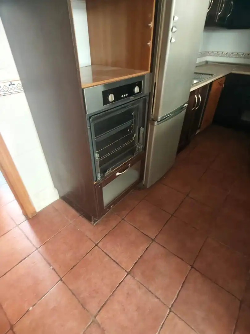 Küche von Wohnung zum Verkauf in La Zubia mit Abstellraum und Balkon