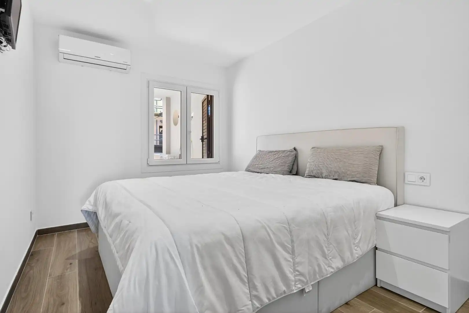 Bedroom of Duplexes for sale in Begur  with Air Conditioner, Heating and Terrace