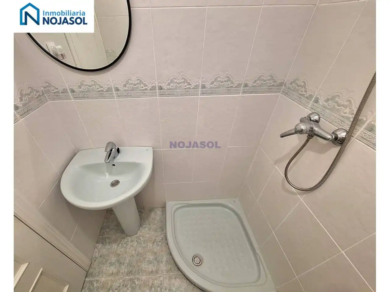 Badezimmer von Wohnungen zur Miete in Noja mit Heizung, Parkett und Terrasse