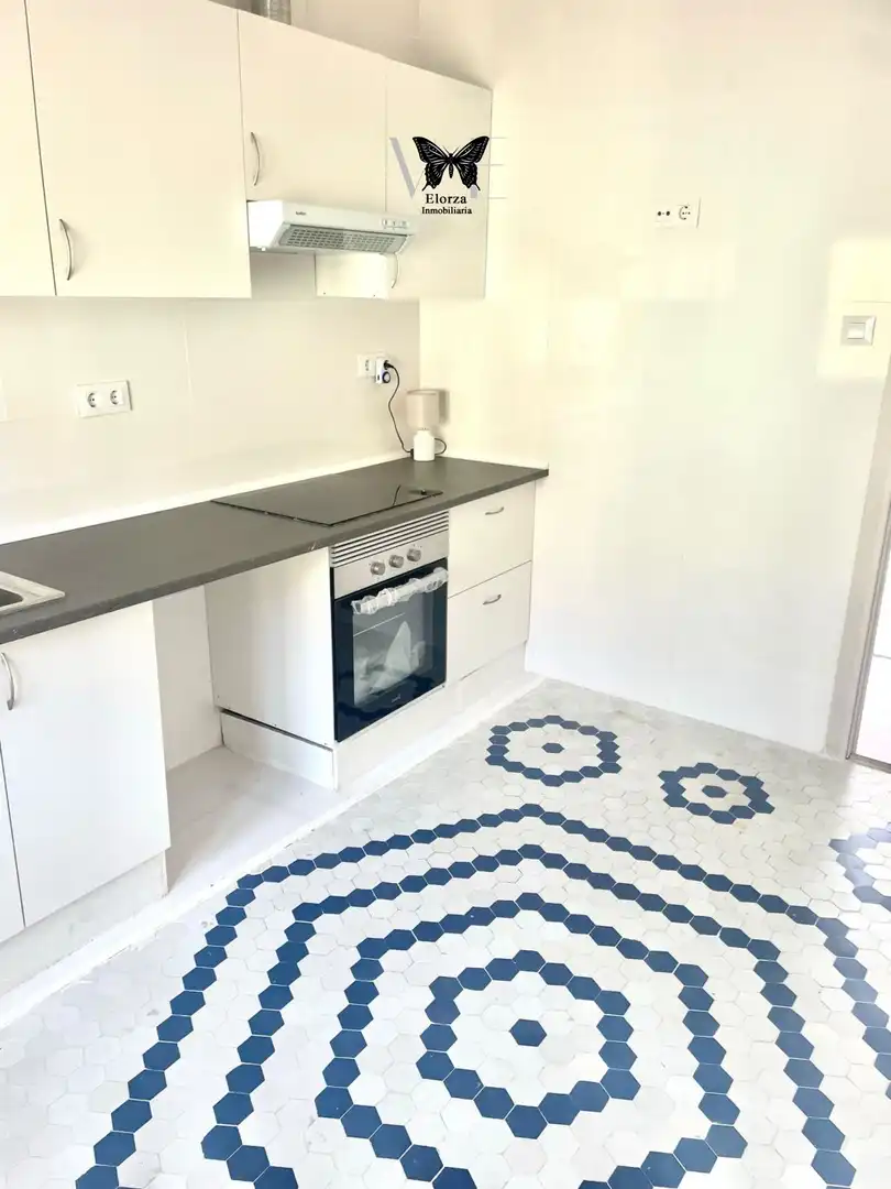 Kitchen of Flat for sale in Oviedo   with Heating