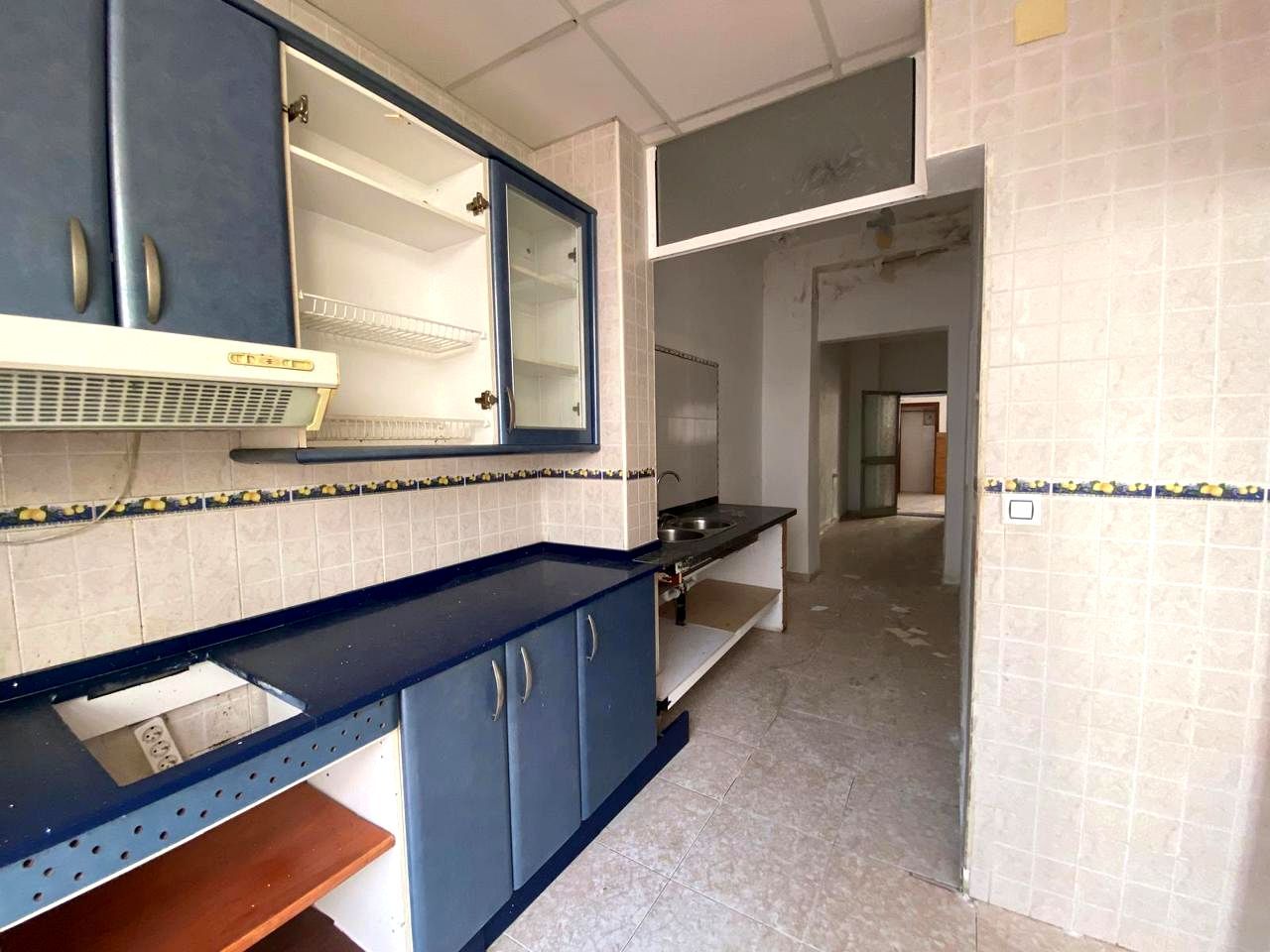 Cuina de Casa o xalet en venda en Dos Hermanas amb Terrassa