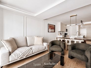 Apartamento con ascensor en venta en Calle de Jordán