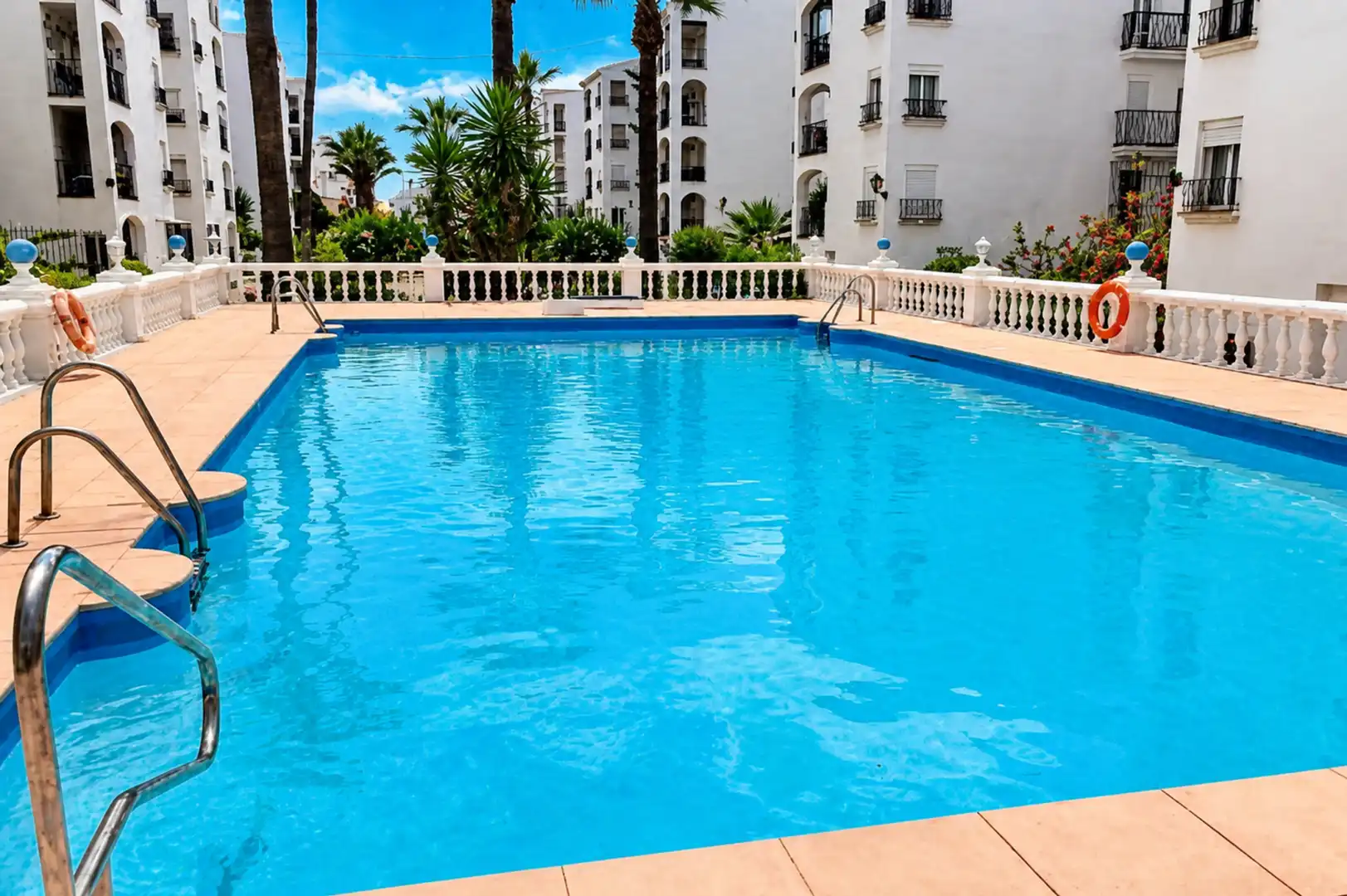 Mini appartamento con piscina in vendita a Manilva Pueblo, imagen 2