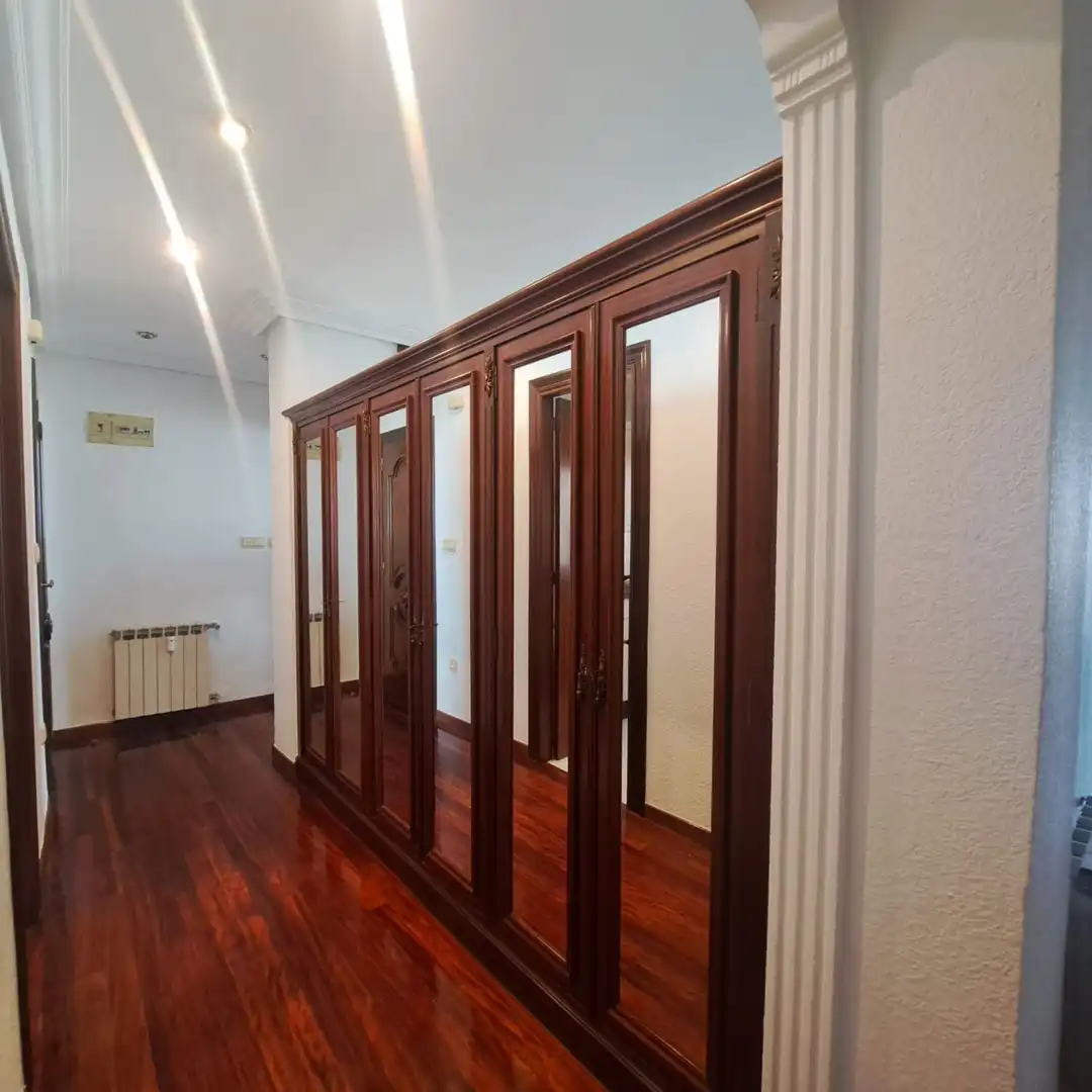 Wohnung zur Miete in Gijón 