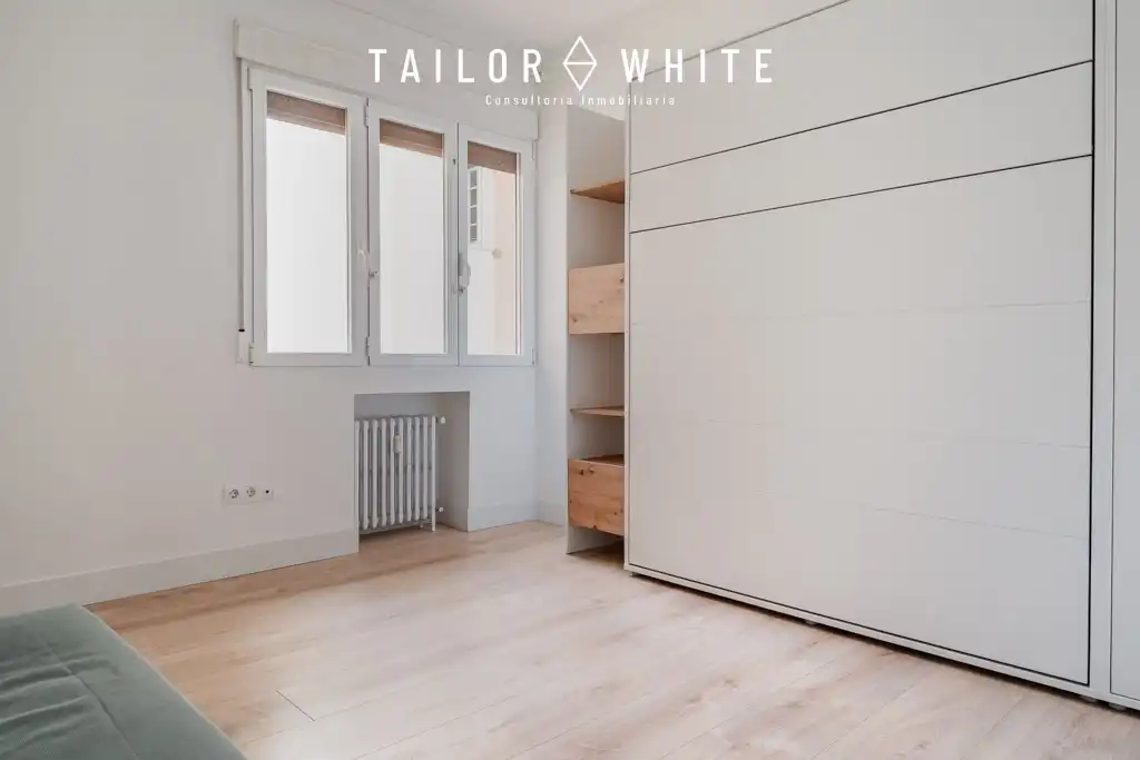 Schlafzimmer von Wohnung zur Miete in Madrid mit Klimaanlage, Heizung und Ofen