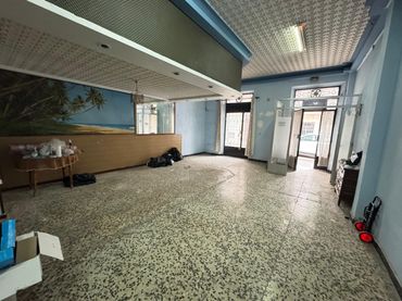 Appartamento con balcone in vendita a Calle Argüelles 21