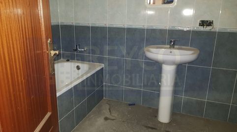 Foto 5 de Casa adosada en venta en N/a, Zarratón, La Rioja