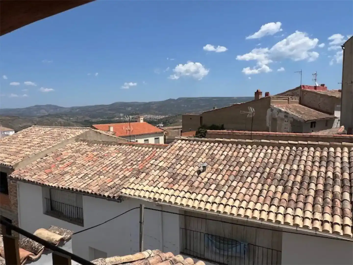 Vista exterior de Casa adosada en venta en Zarra con Aire acondicionado y Balcón