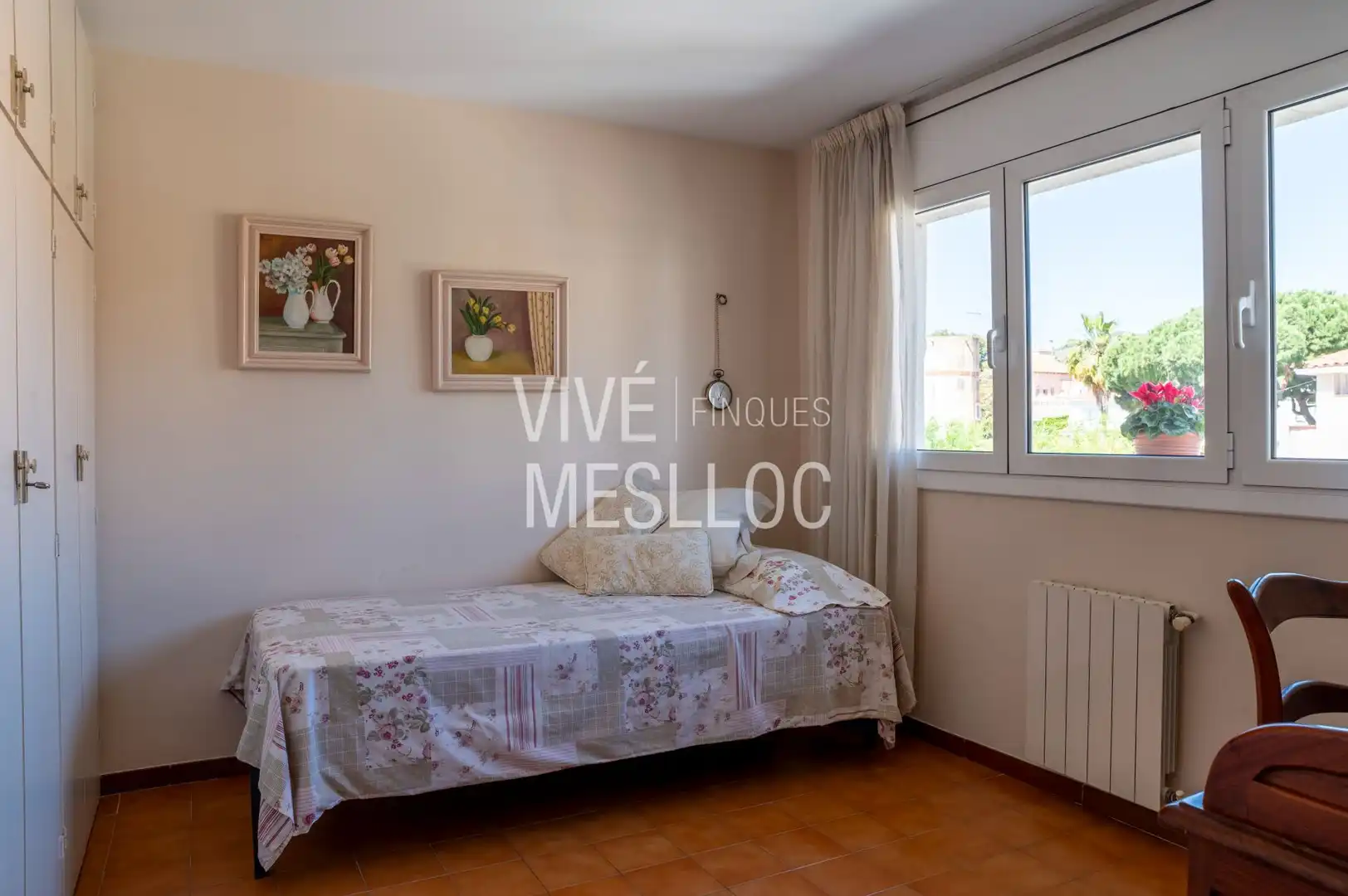 Habitación de Casa o chalet en venta en El Masnou con Aire acondicionado, Calefacción y Jardín privado