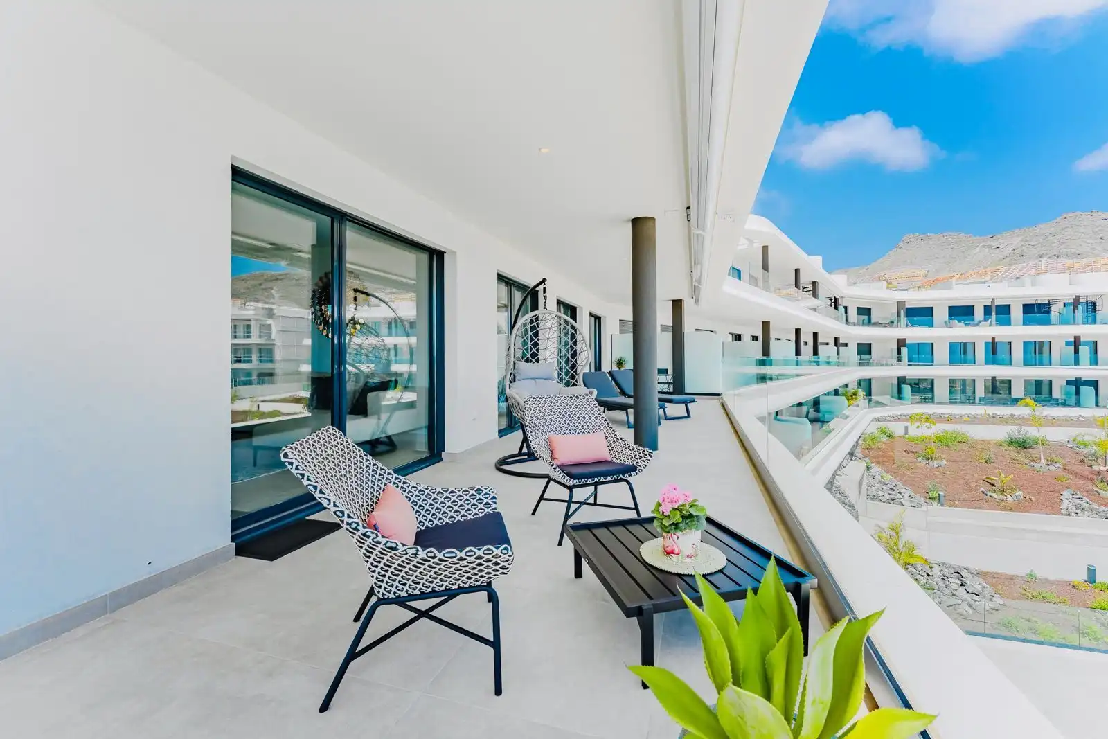 Penthouse with pool for sale in Costa Adeje, imagen 2
