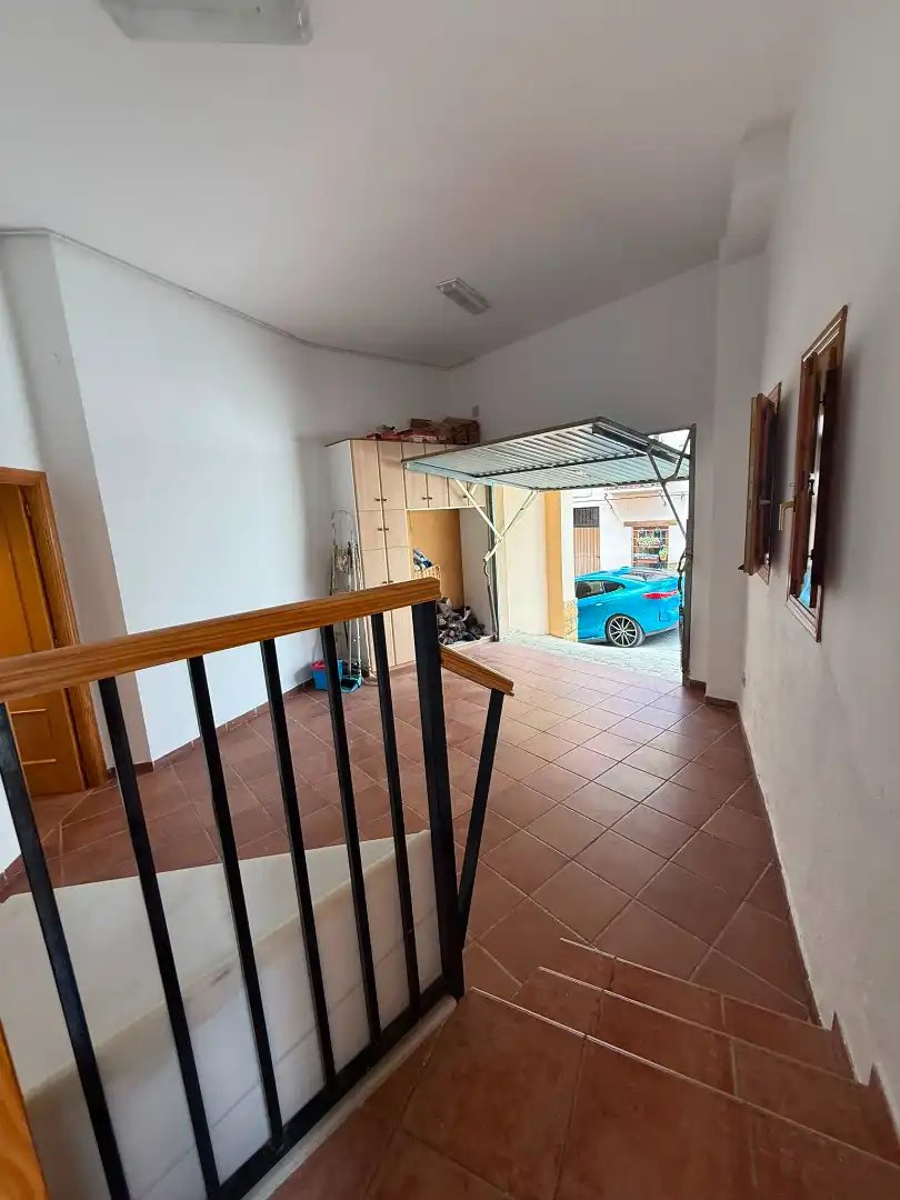 Casa adosada en venda en Cortes de Arenoso amb Calefacció, Moblat i Forn
