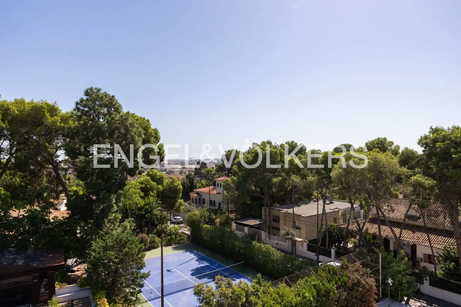 Casa o xalet de lloguer a Avinguda Acàcies, Campolivar
