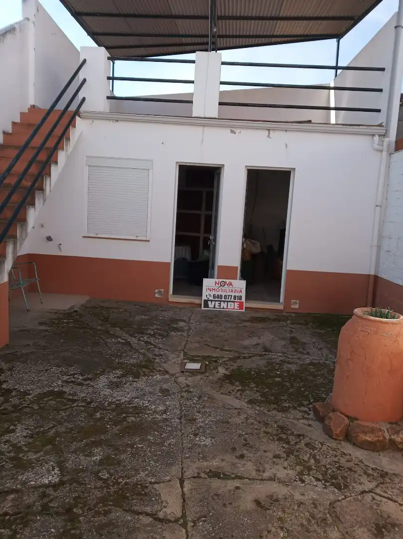 Parking of Houses for sale in Don Benito, Badajoz
