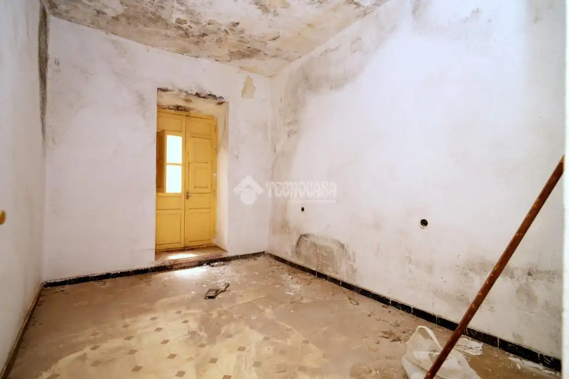 Einfamilien-Reihenhaus zum Verkauf in Linares
