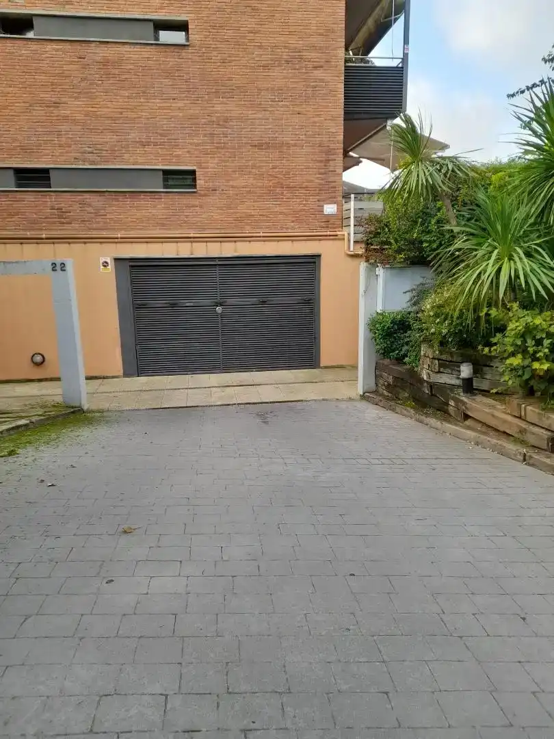 Parking de Garaje en venta en Tiana