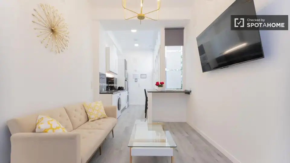 Living room of Flat for rent in Valencia  with Air Conditioner, Heating and Furnished