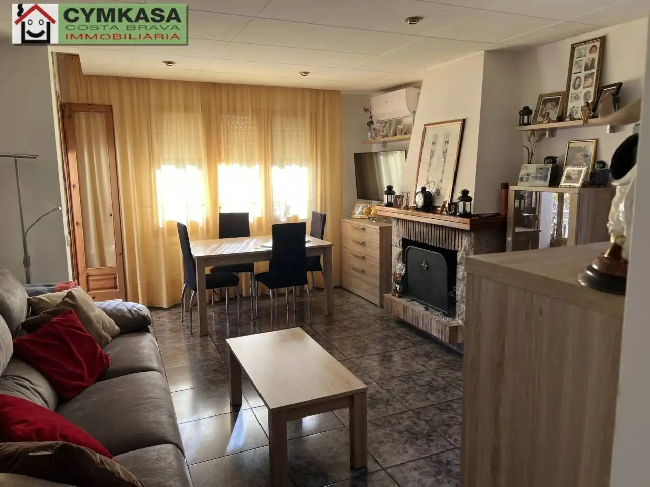 Living room of Detached homes for sale in Lloret de Mar  with Air Conditioner, Terrace and Alarm