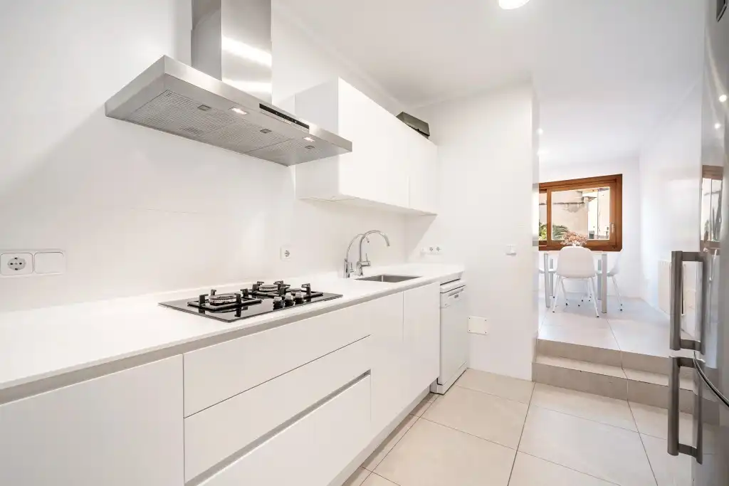 Cuina de Apartament en venda en  Palma de Mallorca amb Calefacció, Jardí privat i Terrassa