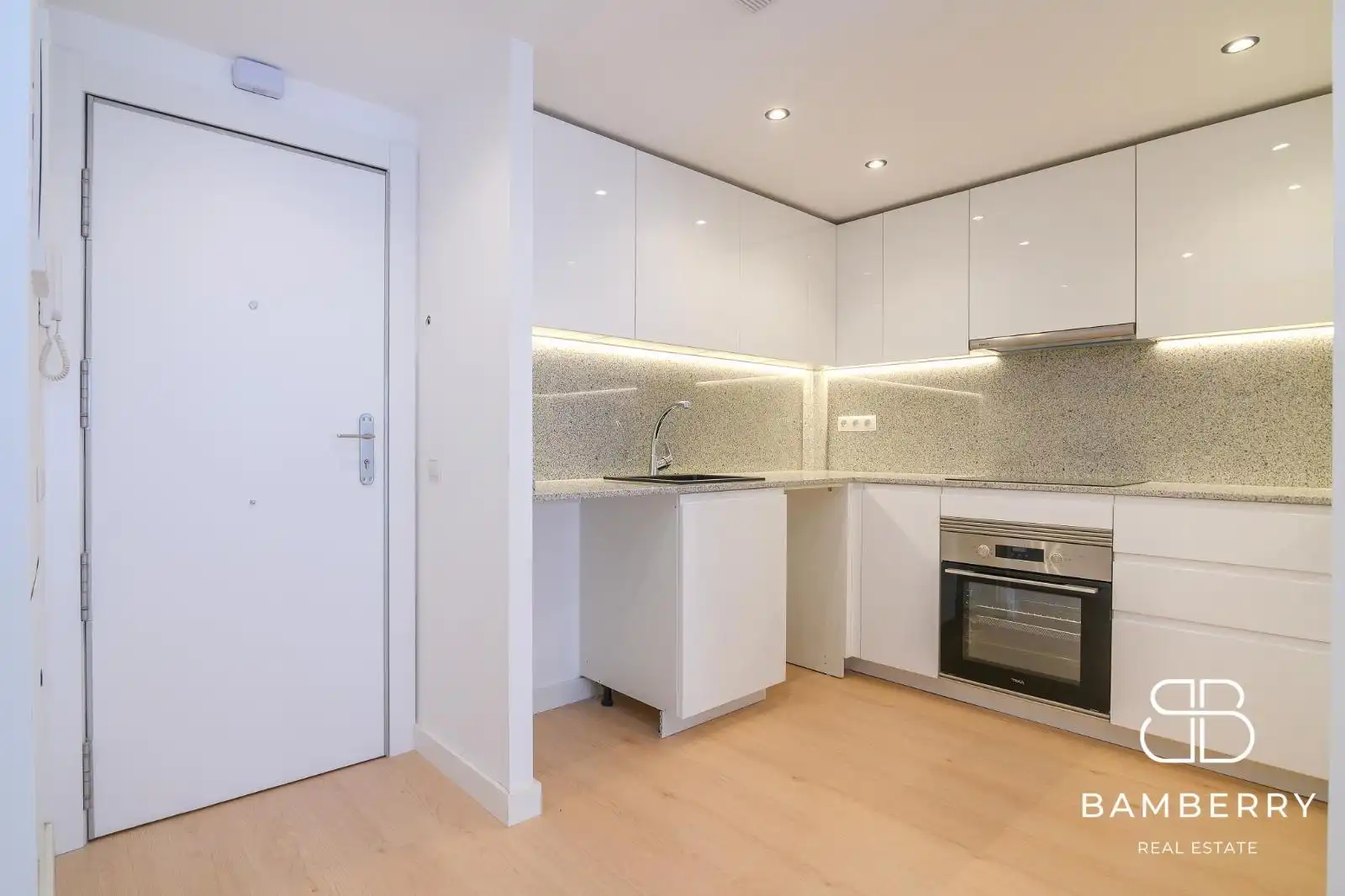 Kitchen of Flat for sale in Sant Boi de Llobregat  with Parquet flooring