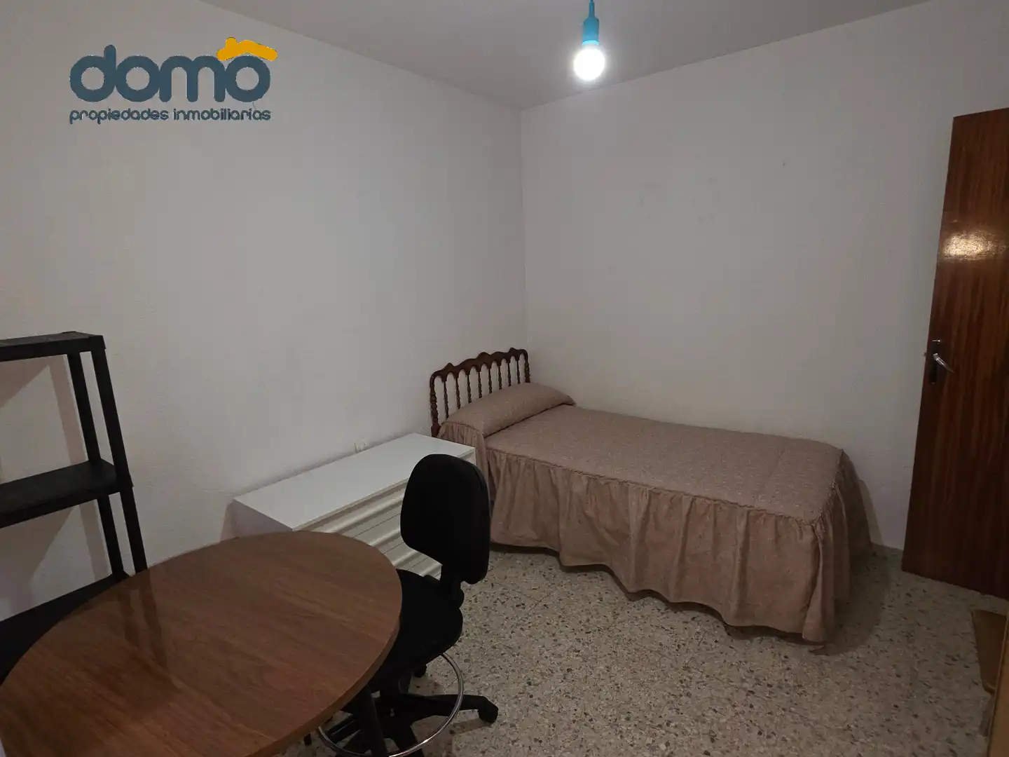 Schlafzimmer von Wohnung zur Miete in Granada mit Heizung, Terrasse und Möbliert