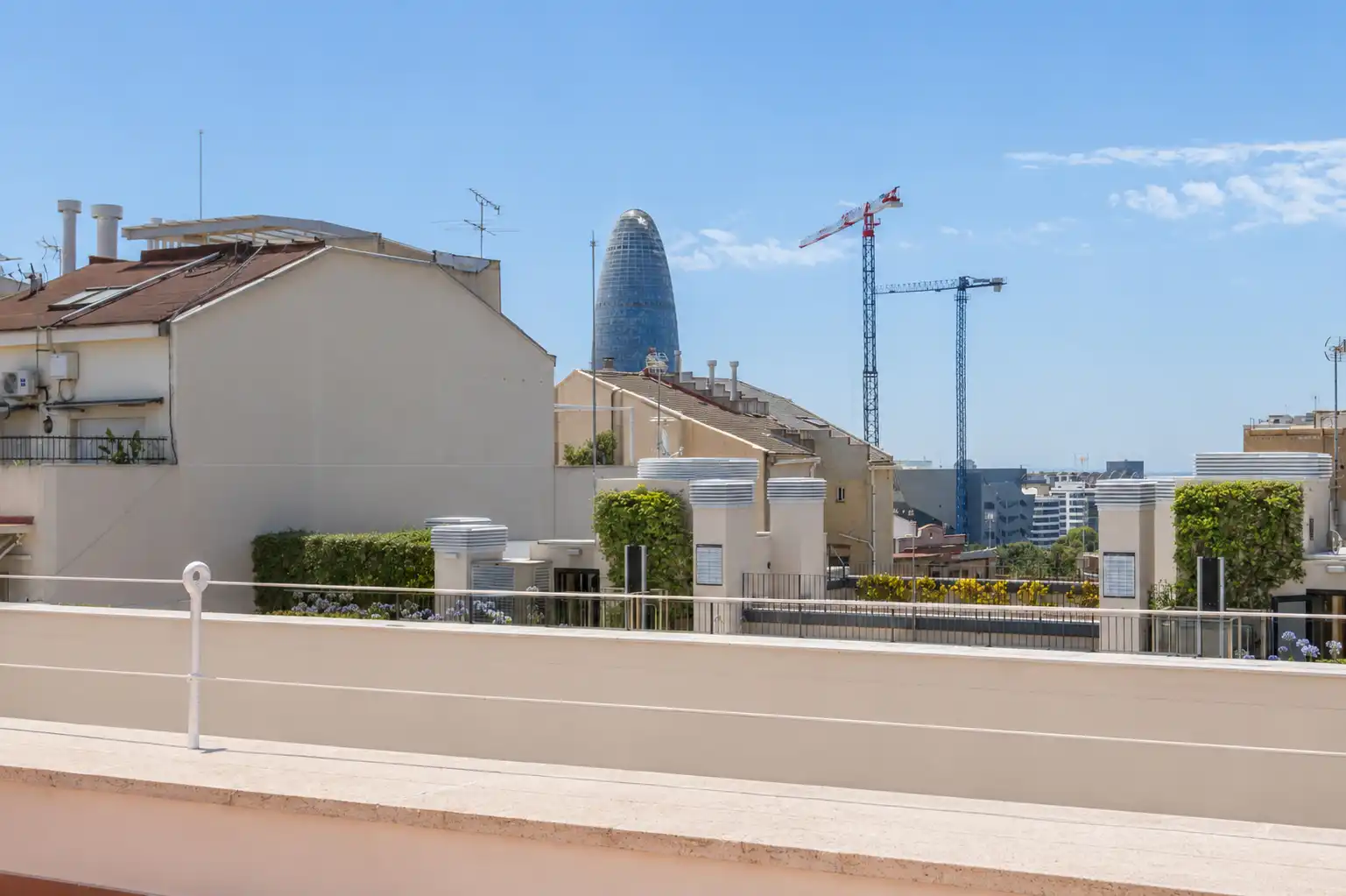 Piso con terraza en venta en Carrer d'Aragó, imagen 3