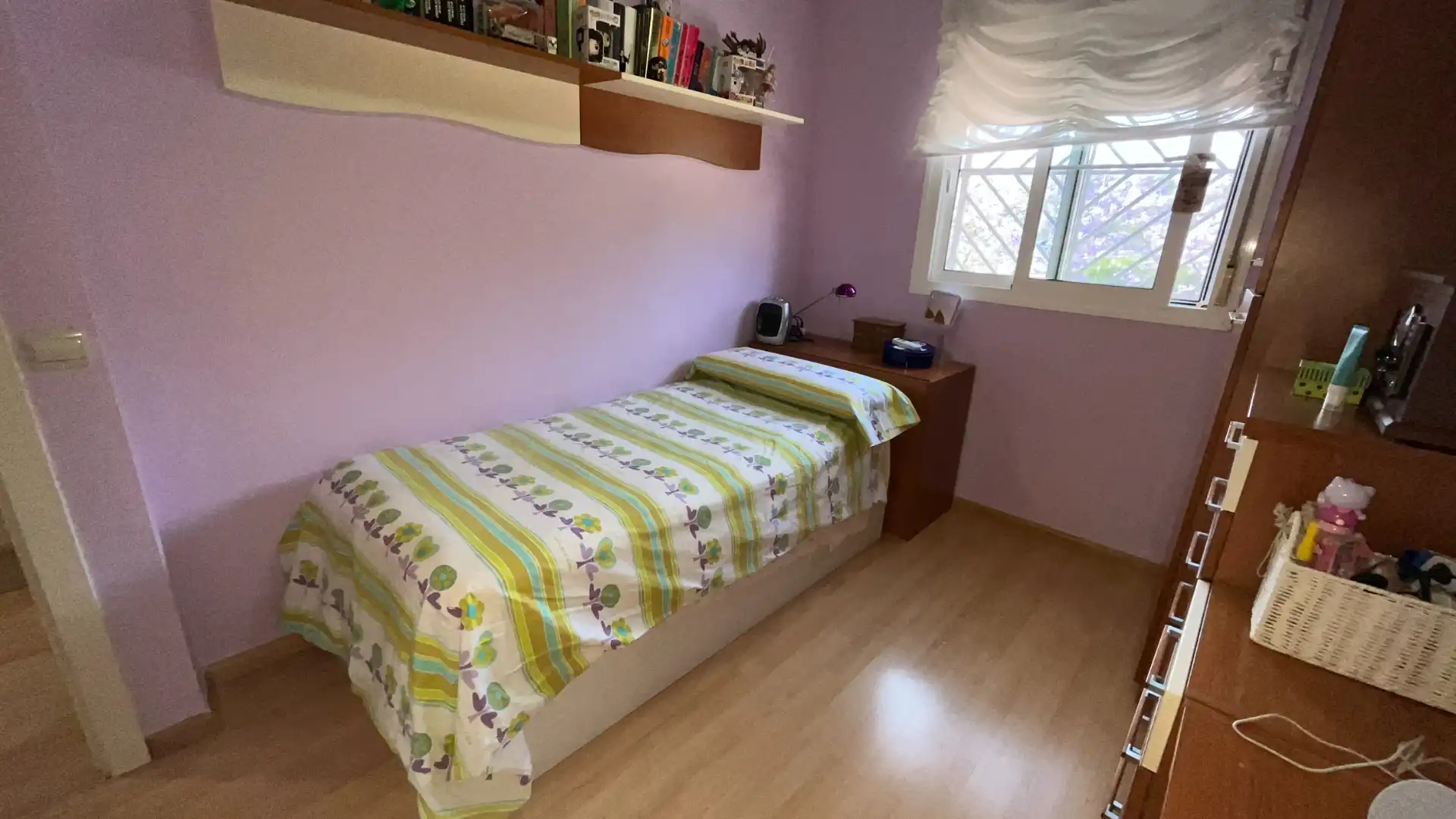 Dormitori de Casa adosada en venda en Málaga amb Aire condicionat, Calefacció i Jardí privat