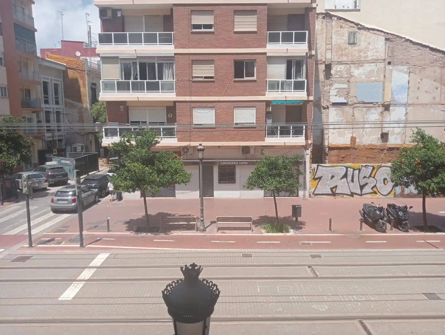 Flat with terrace for sale in Carrer de Francesc Cubells 38, imagen 2