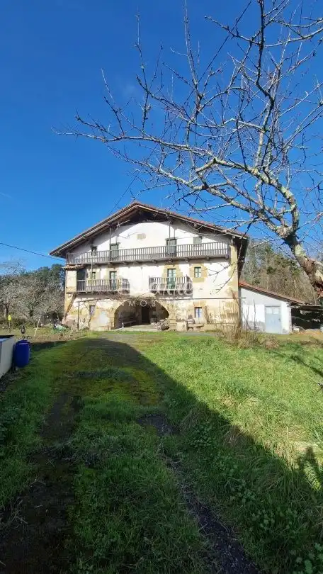 Vista exterior de Finca rústica en venda en Larrabetzu amb Jardí privat i Balcó