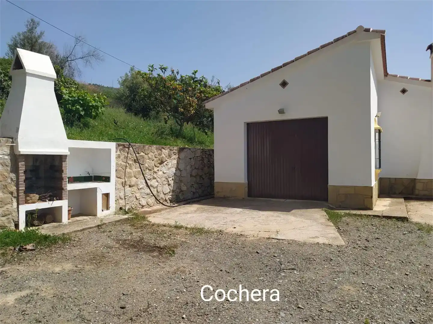 Außenansicht von Country house zum Verkauf in Alcaucín