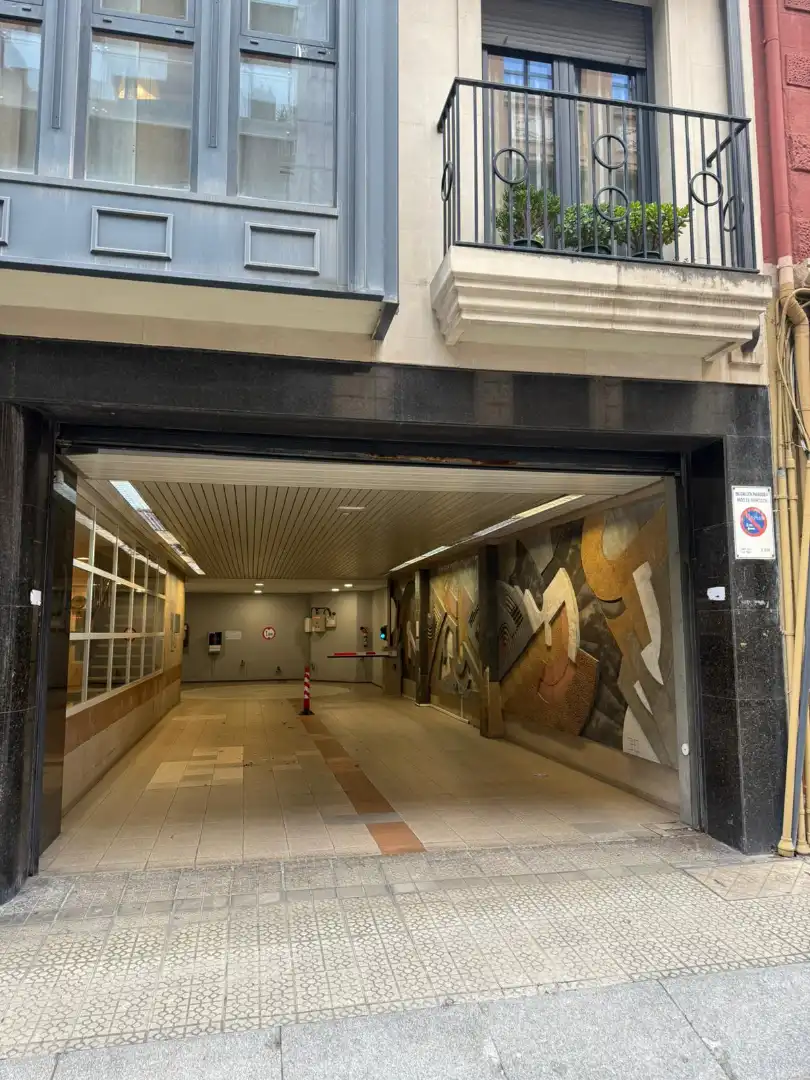 Garaje en venta en Bilbao 