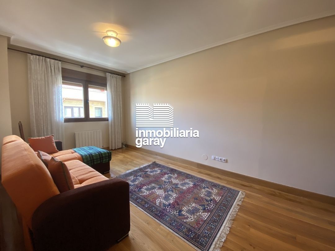 Living room of Duplex for sale in Villarcayo de Merindad de Castilla la Vieja  with Heating and Balcony