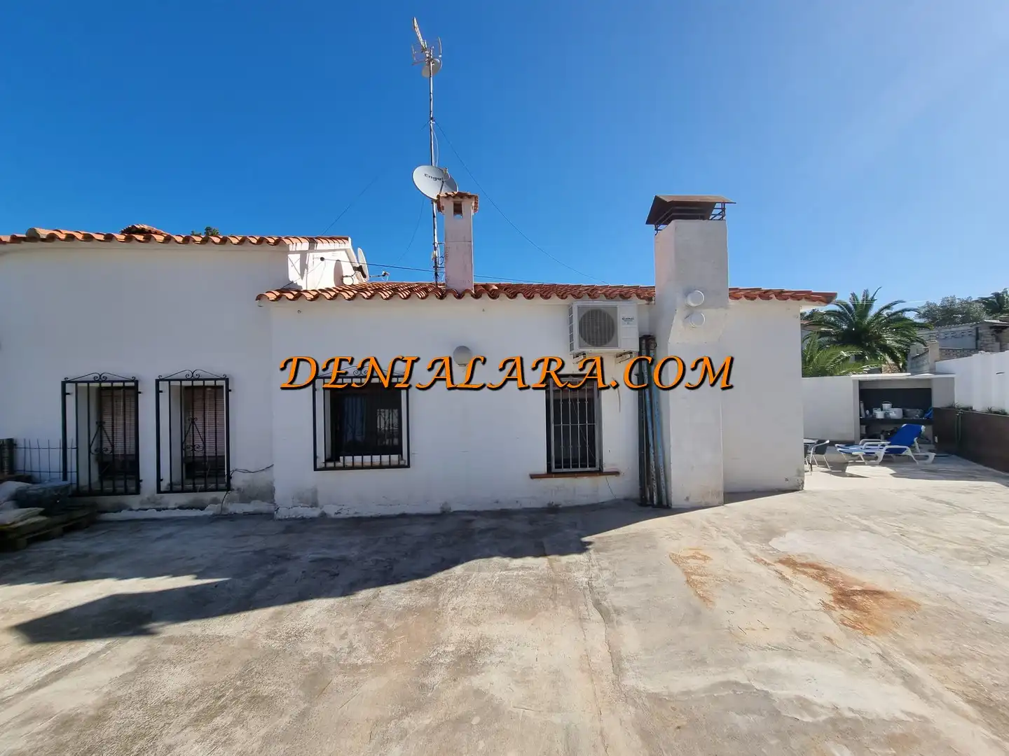 Exterior view of Houses for sale in Dénia  with Air Conditioner, Heating and Private garden