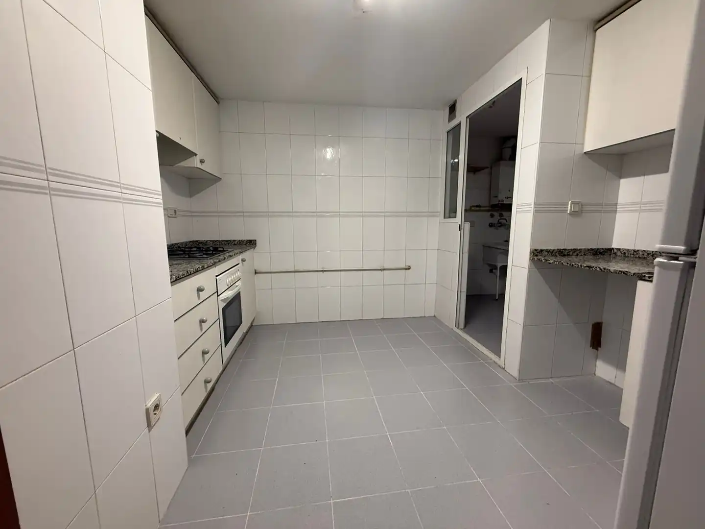 Küche von Wohnung zum Verkauf in Paterna mit Terrasse und Ofen