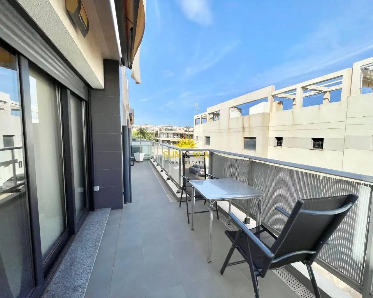 Terraza de Piso de alquiler en Pilar de la Horadada con Aire acondicionado, Calefacción y Terraza