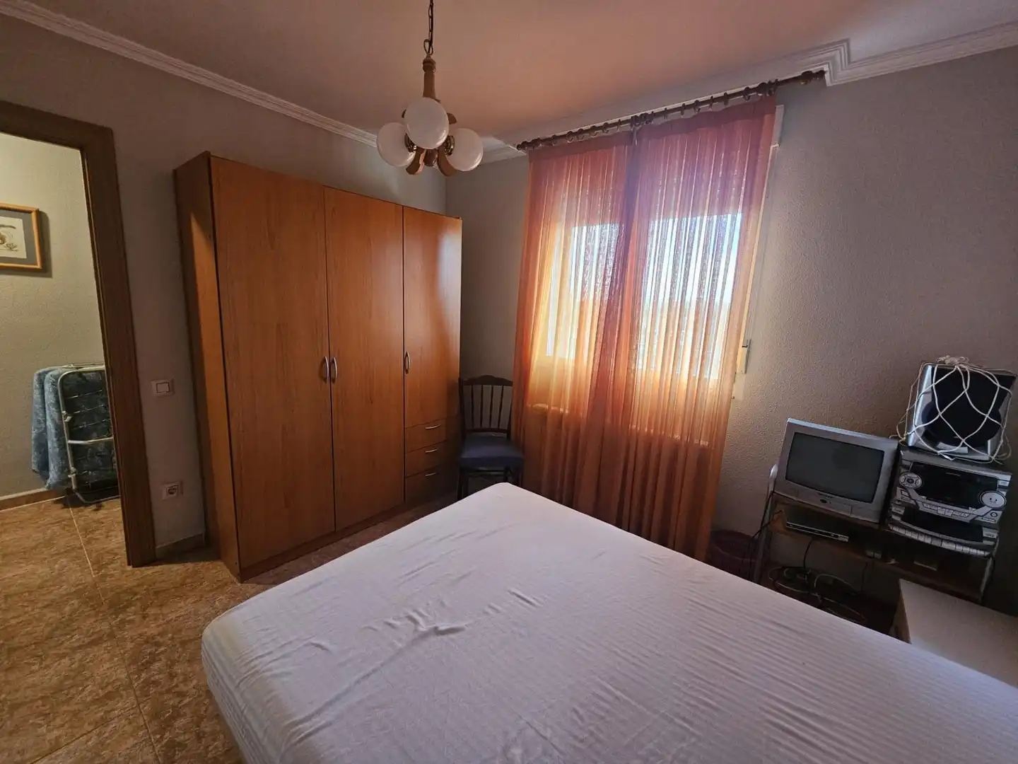 Habitación de Casa o chalet en venta en Calvarrasa de Abajo con Aire acondicionado, Calefacción y Jardín privado