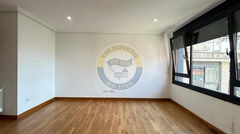 Foto 4 de Apartamento en venta en Avenida Hispanidade, O Castro, Vigo