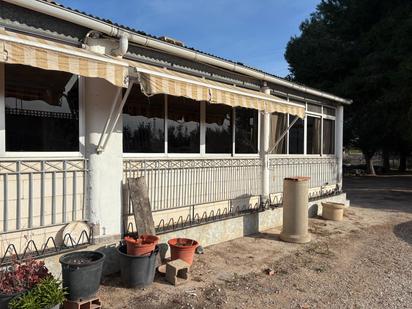 Vista exterior de Casa o xalet en venda en Elche / Elx amb Jardí privat, Terrassa i Traster