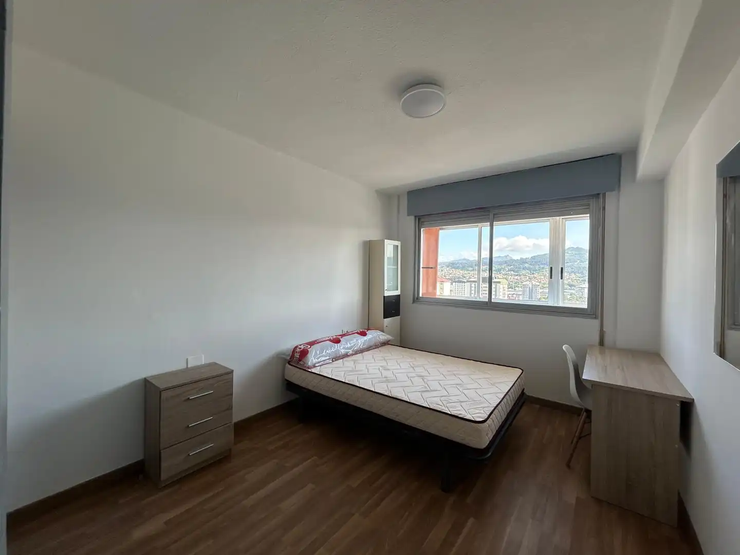 Flat for rent in Rúa Caldas de Reis, As Travesas - Balaídos
