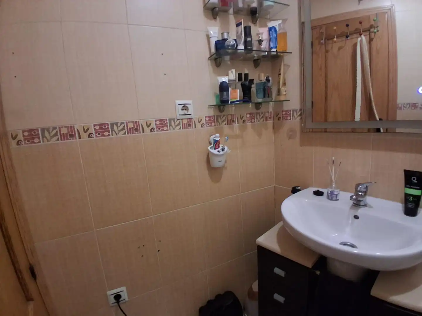 Baño de Piso en venta en Cedillo del Condado con Calefacción y Balcón