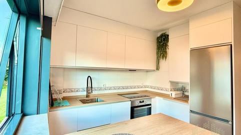 Photo 3 of Flat to rent in Plaza Francisco Fernández del Riego, San Lázaro - Meixonfrío, Santiago de Compostela