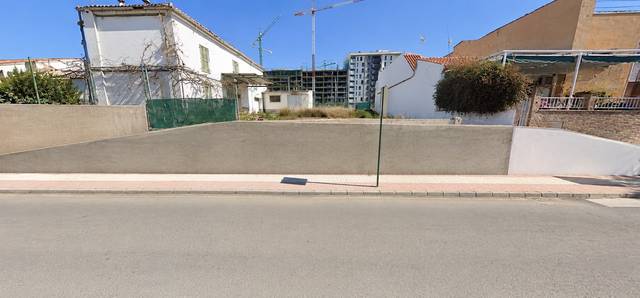 Terreno residencial en Venta en Cerrillo de Maracena - Periodistas