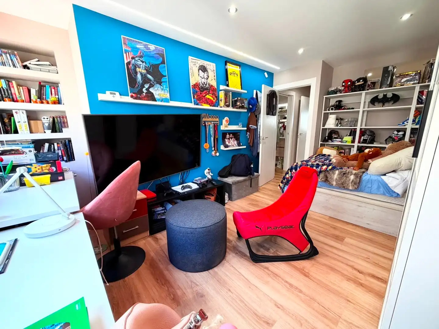 Living room of Flat for sale in Salamanca  with Heating, Parquet flooring and Furnished