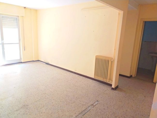 Flat for sale in Ramon y Cajal, Centro