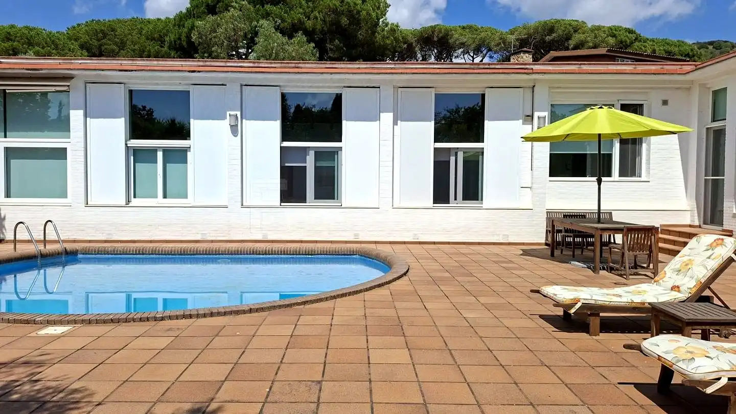 Piscina de Casa o chalet en venta en Argentona con Calefacción, Jardín privado y Piscina