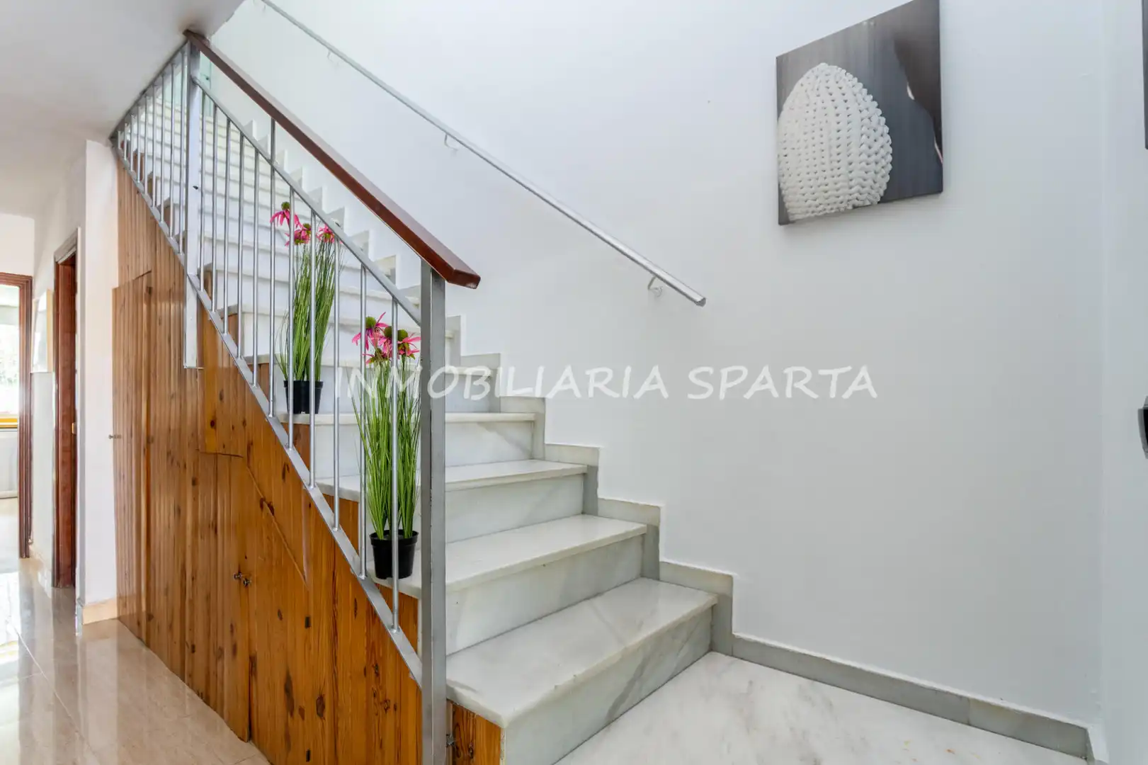 Detached homes for sale in Espartinas  with Air Conditioner and Heating