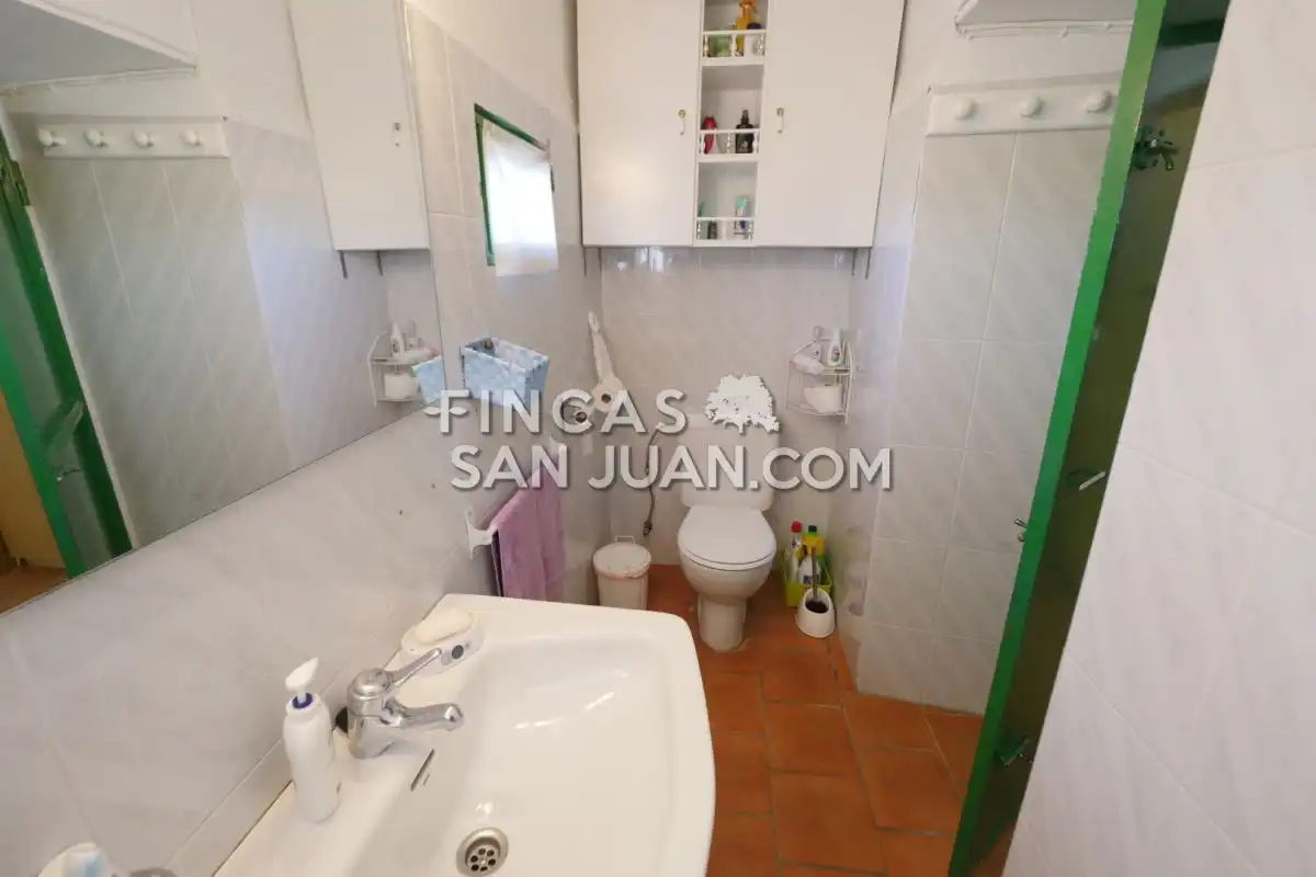 Badezimmer von Residential zum Verkauf in Torremanzanas / La Torre de les Maçanes