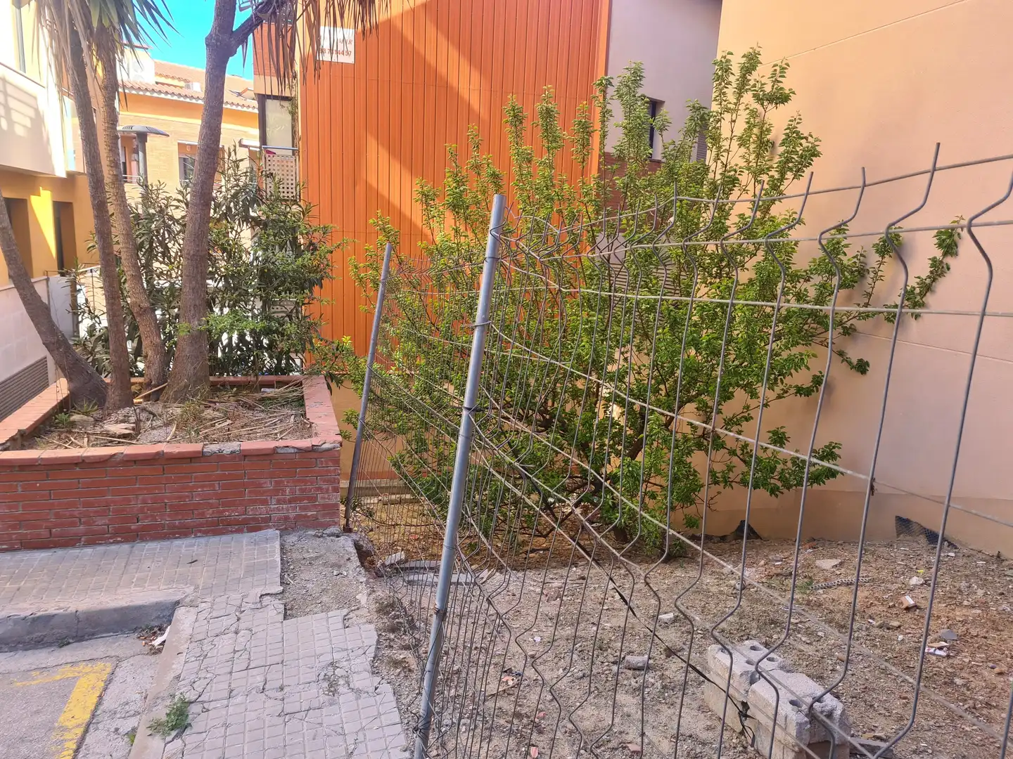 Wohnbaugrundstück zum Verkauf in Carrer Poeta Ramon Pallejà 5, imagen 3