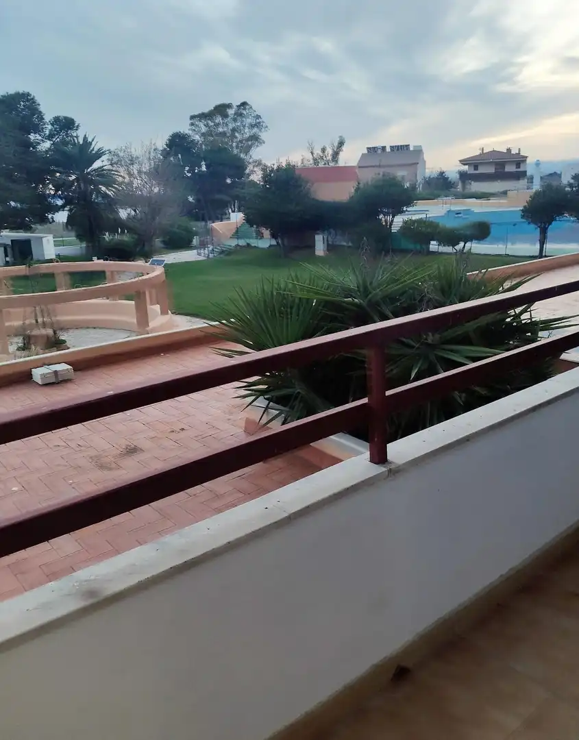 Terrasse von Loft zum Verkauf in Roses mit Klimaanlage, Terrasse und Möbliert