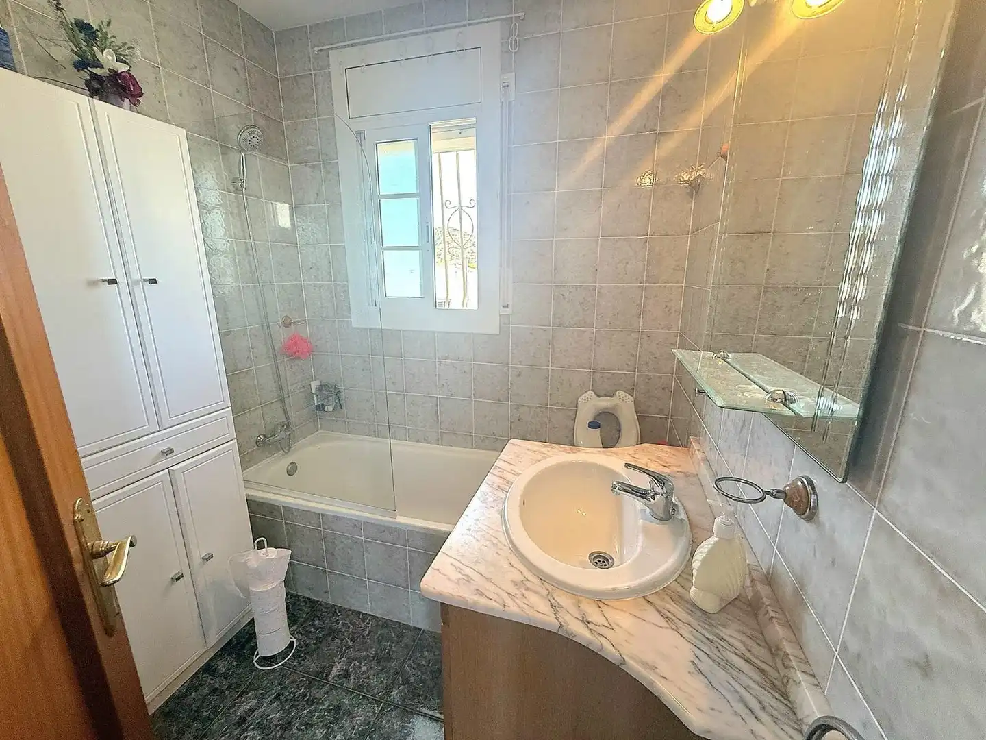 Bathroom of Houses for sale in El Vendrell  with Air Conditioner, Heating and Private garden