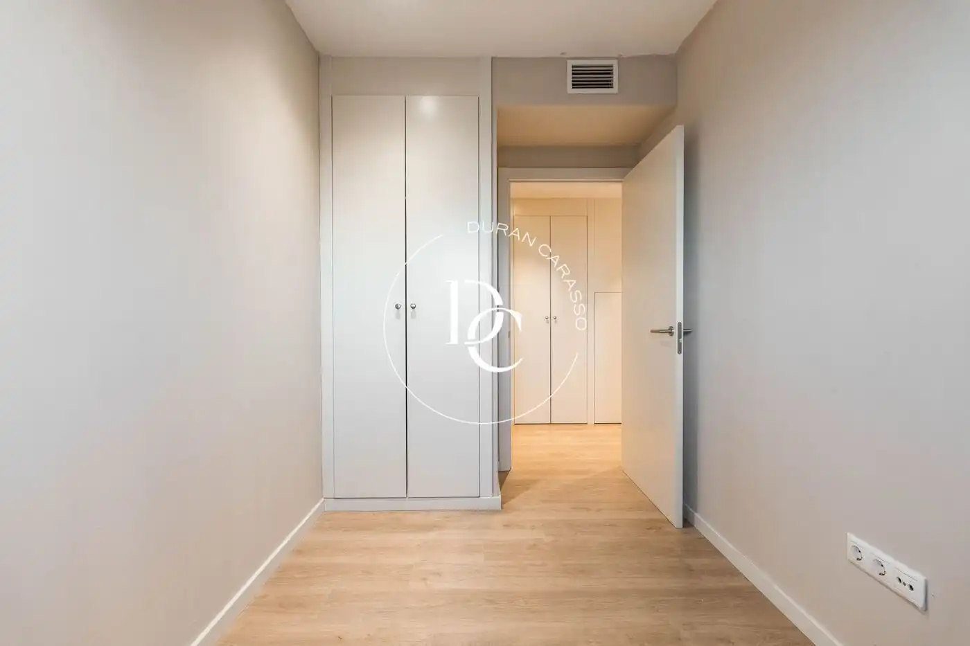 Penthouse with balcony for sale in Carrer de Manuel Llopis de Casades, imagen 35